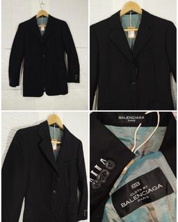 (Category: ) located in . Submitted by fashionfinds1999 (Listing ID 1468178446, Image 1). Description: .