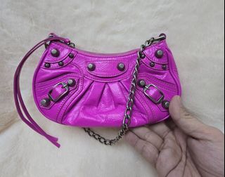 (Category: ) located in . Submitted by brandedshoppe_mnl (Listing ID 1468106858, Image 1). Description: .