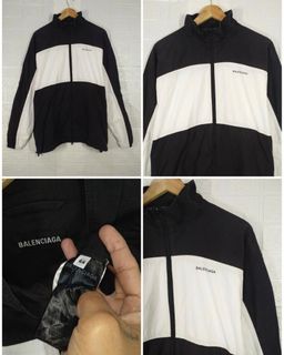(Category: ) located in . Submitted by fashionfinds1999 (Listing ID 1468131453, Image 1). Description: .