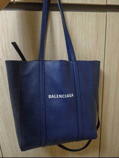 （分類：）位於 。 由 hk.eyebrow 提交（商品編號 1466156653，圖片 1）。簡介： 。