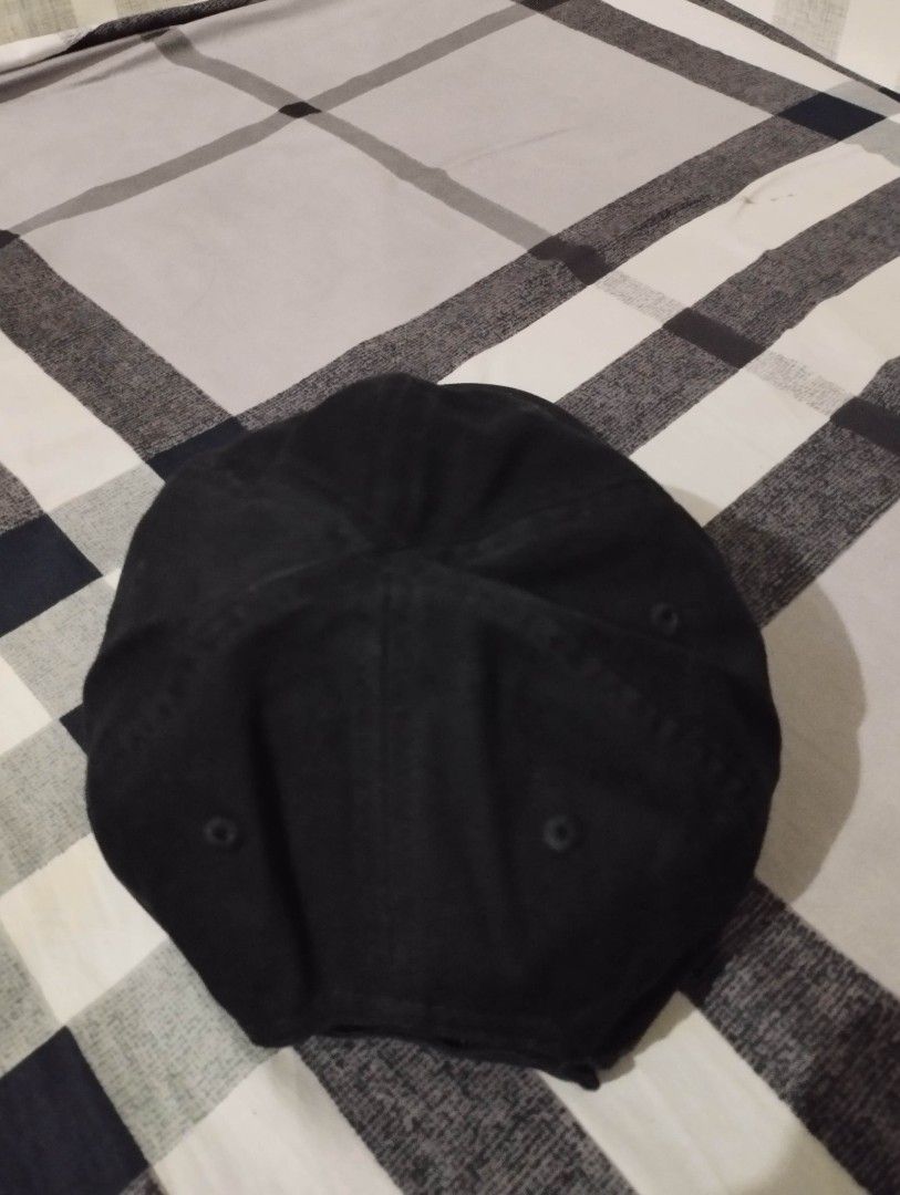 BALENCIAGA VELCRO CAP (Category: Caps & Hats) located in Zamboanga. Submitted by 2ndhandscore (Listing ID 1468199948, Image 2). Description: ONE SIZE FITS ALL.