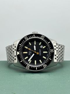 (Category: ) located in . Submitted by watchworld126 (Listing ID 1468226221, Image 1). Description: .