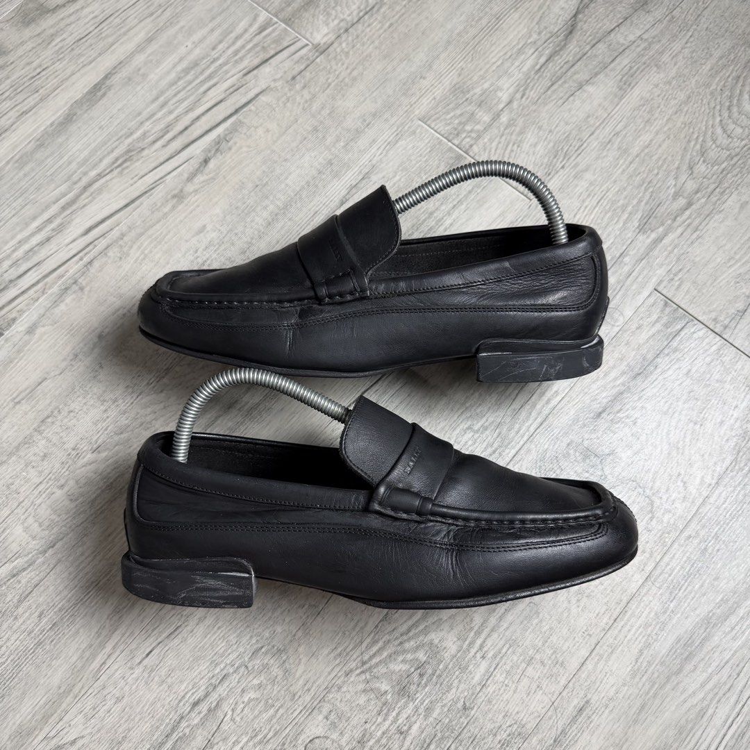 Bally Rumo (Category: Casual Shoes) located in Manila. Submitted by wornagainstudios2 (Listing ID 1468089284, Image 3). Description: .
