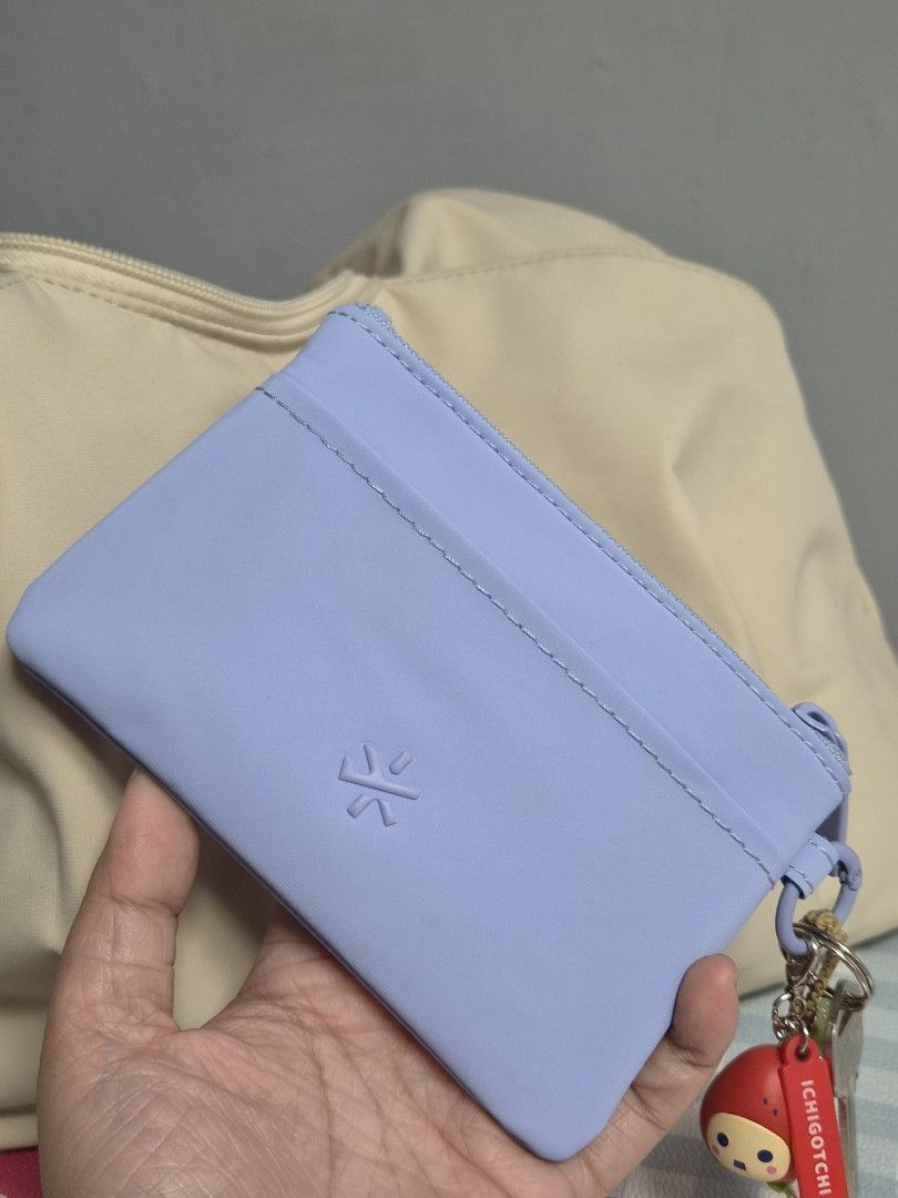 BASH out of office (Category: Wallets & Card holders) located in Quezon City. Submitted by theclutter__ (Listing ID 1468236222, Image 2). Description: used less than a week good as brandnew no hidden issues no other inclusions.