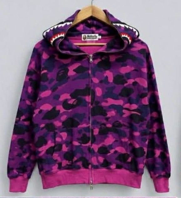 Bathing ape purple Camo zip (Category: Activewear) located in Compostela. Submitted by thevintage92 (Listing ID 1468105498, Image 1). Description: A BATHING APE purple Camo zip Size: medium on tag Dimes: W 23 L25 CONDITION : Excellent 1500. Shipped.