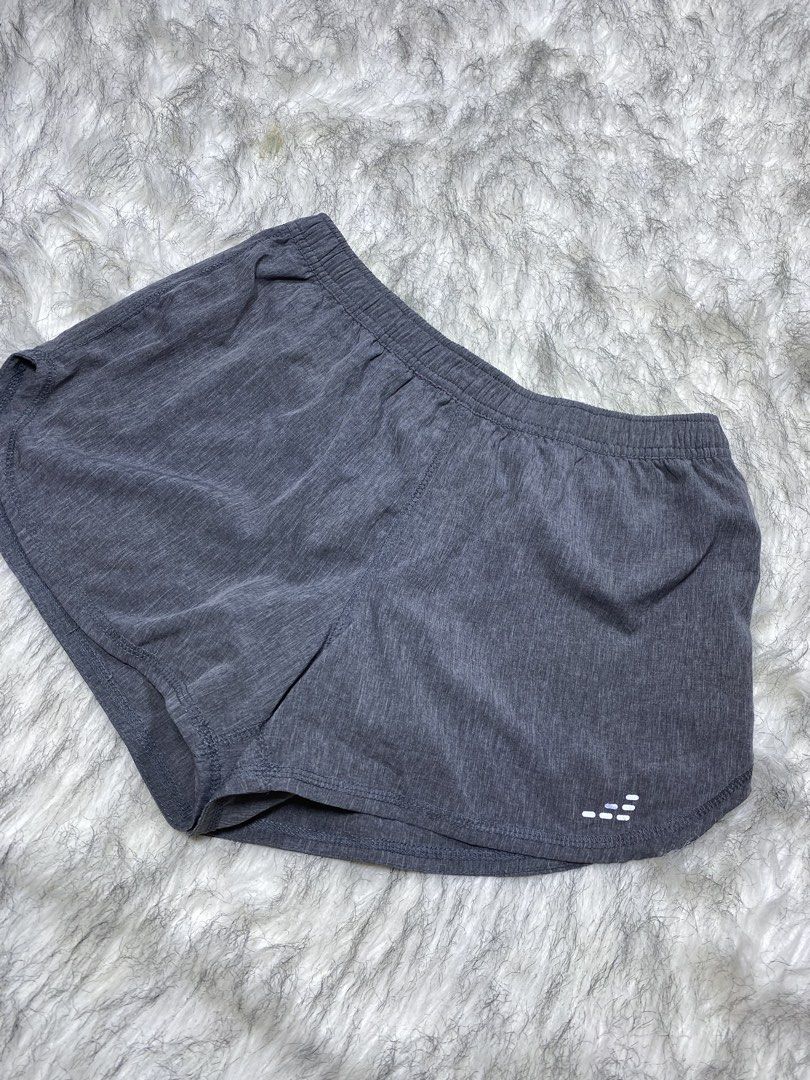 Bcg (medium) (Category: Activewear) located in Manila. Submitted by csjlgen (Listing ID 1468157791, Image 2). Description: .