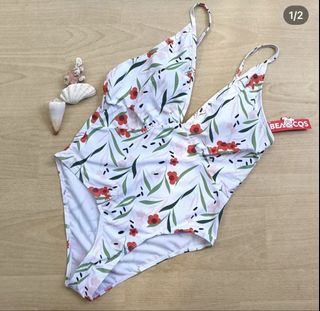 (Category: ) located in . Submitted by peach1025 (Listing ID 1468070605, Image 1). Description: .