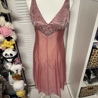 (Category: ) located in . Submitted by ash.vardrobe (Listing ID 1468093764, Image 1). Description: .