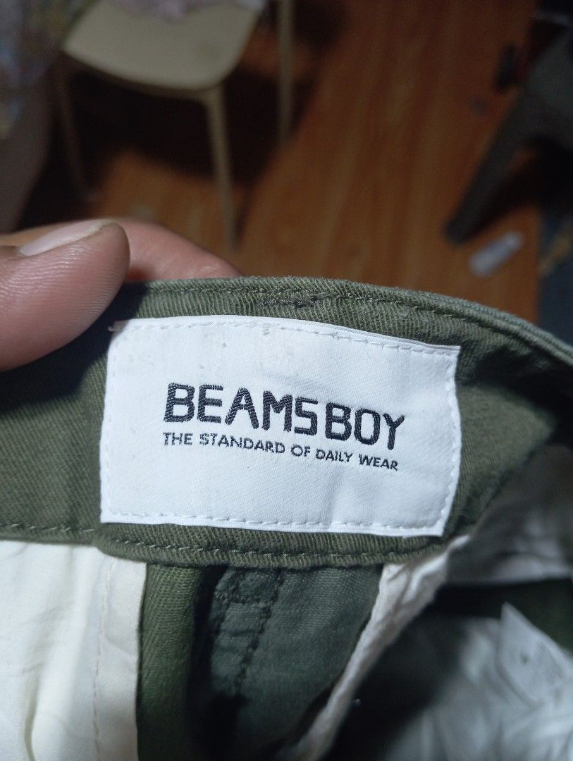 BEAMSBOY PATCHWORK MILITARY CARGO SHORT (Category: Shorts) located in Monkayo. Submitted by danielcabusora (Listing ID 1468147392, Image 2). Description: BEAMSBOY PATCHWORK MILITARY CARGO SHORT W-30/32 L-21 EXCELLENT NO ISSUE.