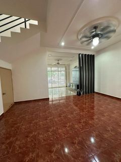 (Category: ) located in . Submitted by jacinthtan (Listing ID 1457498938, Image 1). Description: .