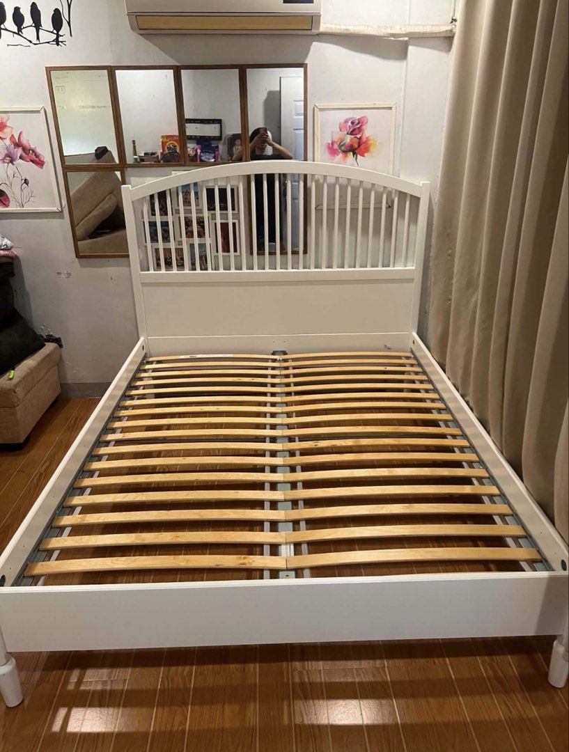Bed Frame (King Size) (Category: Bed Frames & Mattresses) located in Cavite. Submitted by yajnadeleon (Listing ID 1468075411, Image 1). Description: almost new rfs: need funds negotatioble.
