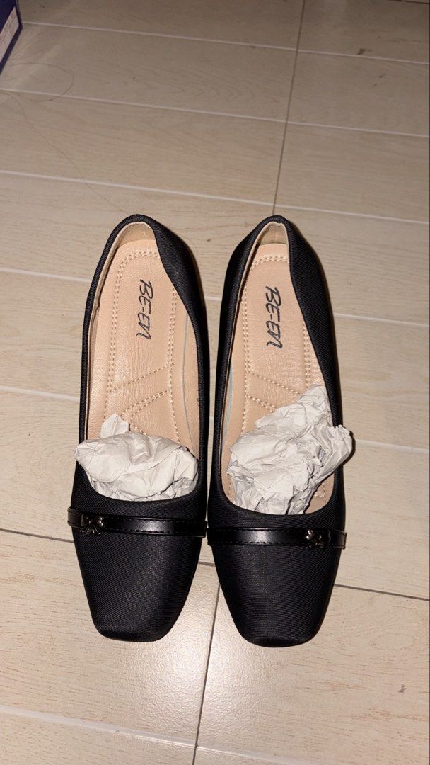 Be-En Black Block Heel Pumps (Category: Heels) located in Manila. Submitted by dyullll (Listing ID 1468205613, Image 2). Description: - Brand: Be-En - Style: Black block heels with a trendy narrow front strap - Comfort: Chunky heel design makes them very easy to walk in - Material: Textile outer with a neutral beige inner lining - Condition: Brand new in box, complete with original packaging and protective stuffing paper.