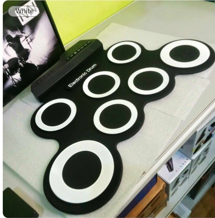 Beginner- Friendly Roll Up Drum Set (Category: Musical Instruments) located in Mandaue City. Submitted by darlimae_c1a2b0 (Listing ID 1468120997, Image 3). Description: All-in-One Portable Electronic Drum Practice Kit💚 -Everything you need to start drumming is included in one package. -Easy to set up and use right out of the box. -Perfect for learning, practicing, and entertainment anytime. We have stocks on hand! Mode of payment: COD and GCASH 