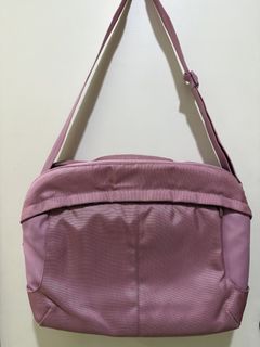 (Category: ) located in . Submitted by preloved.by.diane (Listing ID 1468243465, Image 1). Description: .