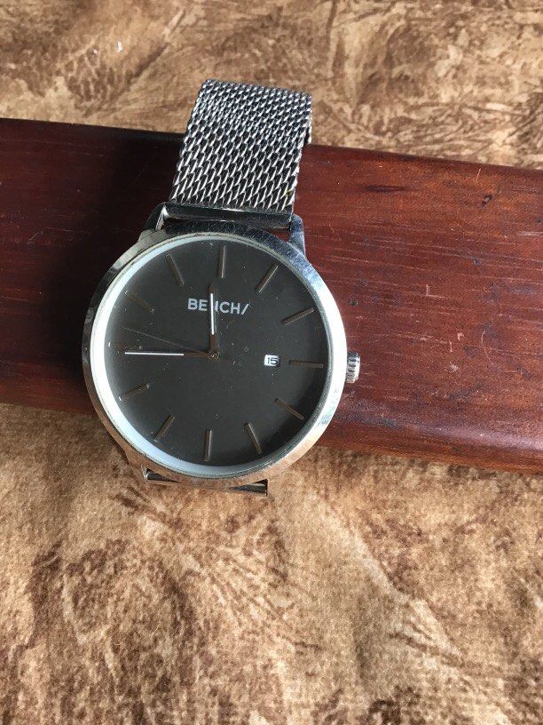 Bench Quartz authentic (Category: Men's Watches) located in Baguio. Submitted by agozun61 (Listing ID 1468084826, Image 2). Description: Quartz all stainless big size.good running condition..