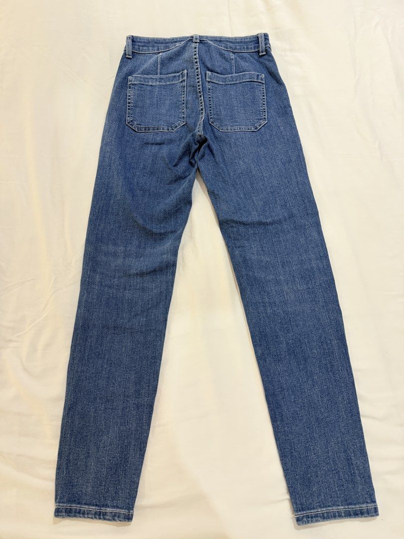 Bershka Denim Pants (Category: Jeans) located in San Juan City. Submitted by shoprinat (Listing ID 1468092070, Image 3). Description: .