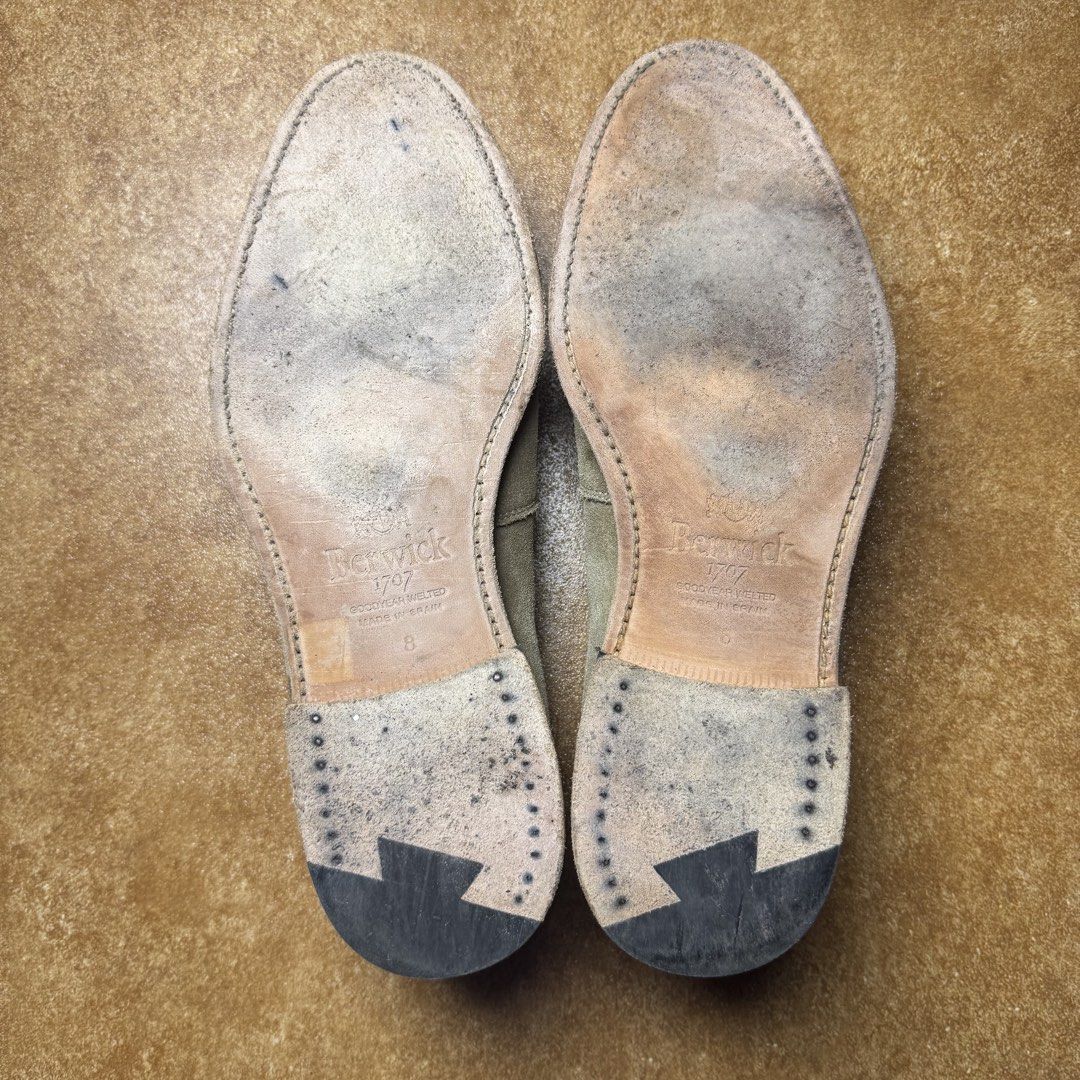 BERWICK LOAFERS (Category: Casual Shoes) located in Panabo. Submitted by shoerarefinds (Listing ID 1468280144, Image 2). Description: BÊŘWÌÇK LÒÂFÊŘŚ SIZE: EU 41 / 8 US / 27 CM Excellent Condition LOCATION: PANABO CITY, DAVAO DEL NORTE, 8105 2100 FREESHIPPING.