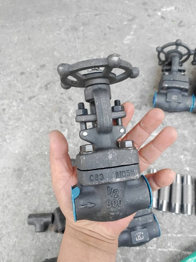 B.i gate valve 1/2" (Category: Everything Else Others) located in Manila. Submitted by joeyroque09 (Listing ID 1468106443, Image 3). Description: B.i gate valve 1/2" .