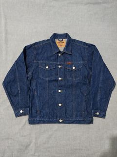 (Category: ) located in . Submitted by used_clothing2600 (Listing ID 1468175185, Image 1). Description: .