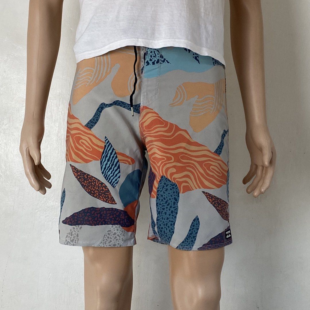 Billabong 🩳 | Light Gray Beach Board Short (Category: Shorts) located in Bulacan. Submitted by orc.ph (Listing ID 1468146550, Image 3). Description: Billabong 🩳 | Light Gray Beach Board Short Material Used: Polyester - Light Gray - Board Short - Lace Up - Drawstring Attached - No Pockets - Velcro Closure - Casual - Sportswear - Beach Vibes -Size: XS -Waistline: 28” -Length: 18” -Thighs: 11” -Leg Opening: 10” -Rise: 10.5” -Model: ‘’5’5, 65kg, Wa