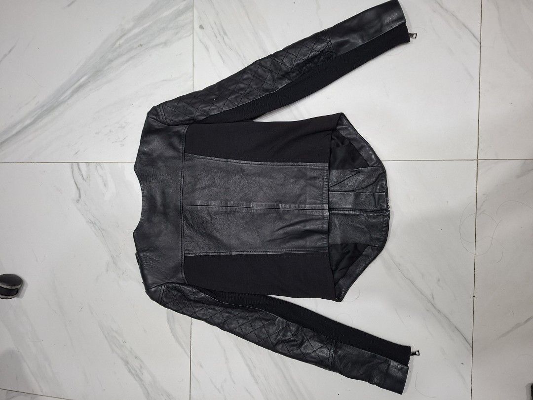 Black leather jacket (Category: Coats, Jackets and Outerwear) located in Quezon City. Submitted by clairy_fairy (Listing ID 1468231328, Image 3). Description: .