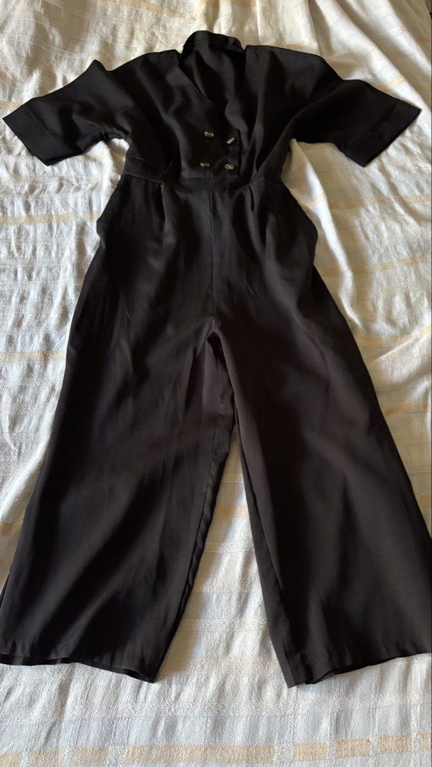 Black Overlap Wrapover Jumpsuit (Category: Jumpsuits) located in Binan City. Submitted by myprelovedhaul (Listing ID 1468125614, Image 2). Description: .