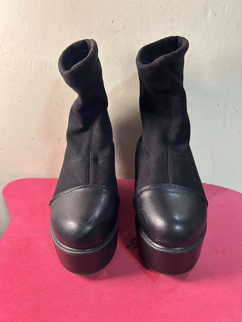Black Stretch Socks Ankle Boots (Category: Babies & Kids Fashion) located in Quezon City. Submitted by jjsurplus_23 (Listing ID 1468197201, Image 2). Description: 19cm insole.
