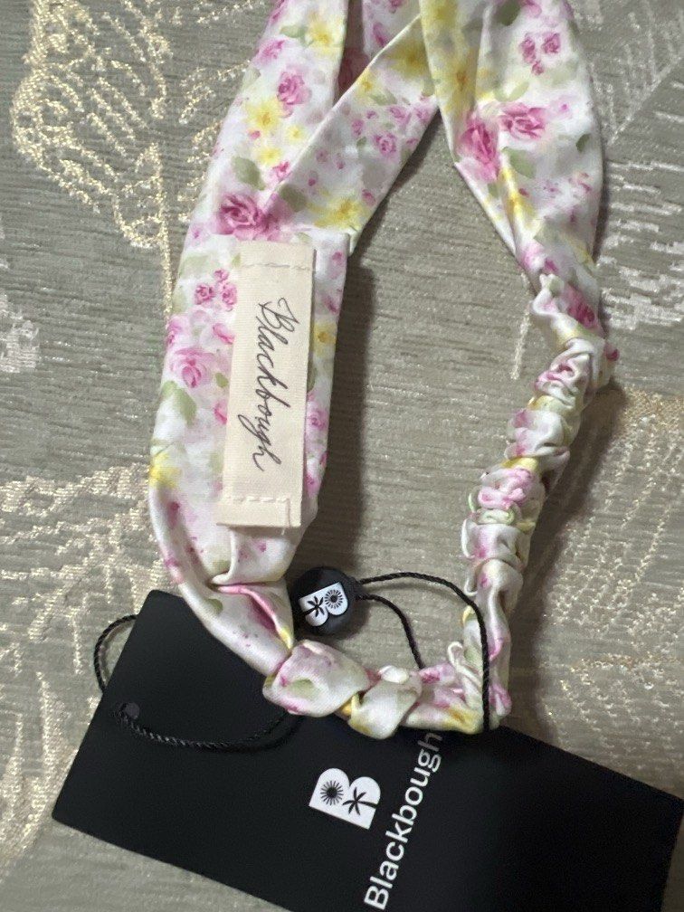 Blackbough headband summer picnic (Category: Bikinis & Swimsuits) located in Iloilo. Submitted by tttkhk (Listing ID 1468076461, Image 3). Description: .