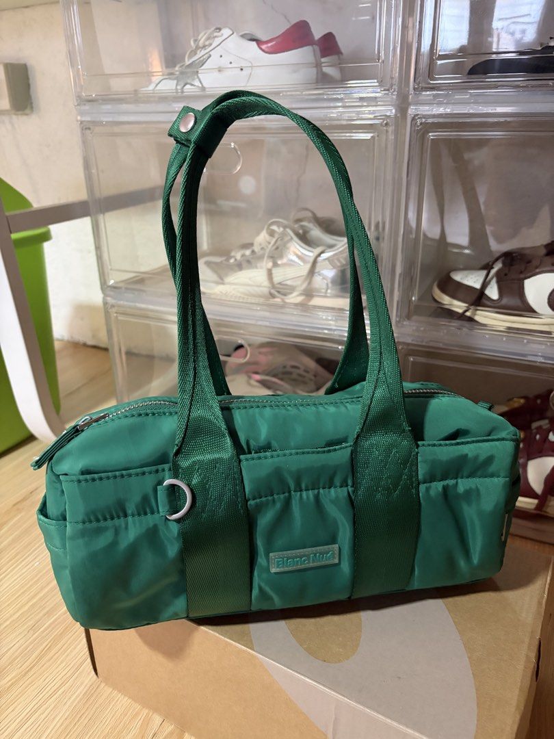 Blanc Nué Green Nylon Shoulder Bag (Category: Shoulder Bags) located in Mabalacat. Submitted by leyxzz_declutter (Listing ID 1468101418, Image 2). Description: - Blanc Nué Green Nylon Shoulder Bag - Condition: Excellent but needs cleaning rfs: Decluttering Slightly Negotiable .