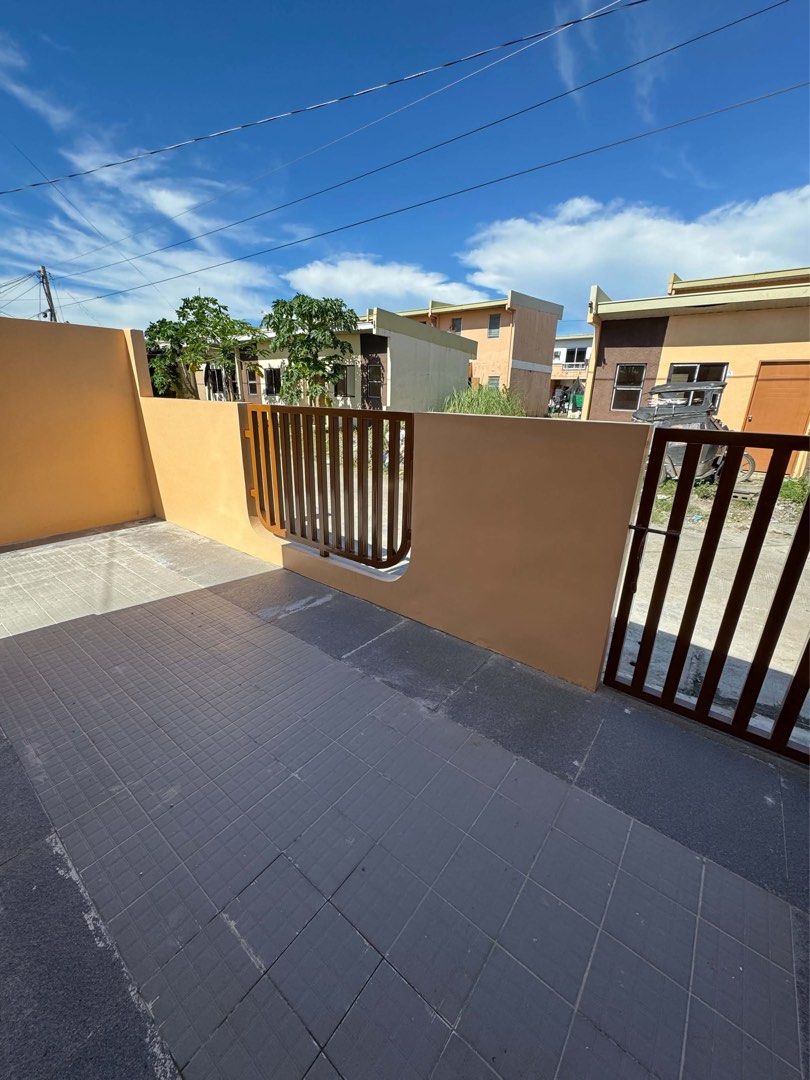 Block 15 Bria Homes Magalang (Category: House & Lot) located in Manila. Submitted by ellynmalonzo (Listing ID 1468092275, Image 1). Description: 🏡 House for Rent in Bria Homes, Magalang, Pampanga (Near Clark Airport, and Clark City) Looking for a cozy, newly renovated home in a safe and quiet neighborhood? This beautiful property inside a gated subdivision with 24/7 security guard coverage is now ready for move-in! ✨ Property Details: 1 Bedroom 