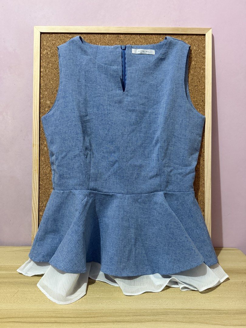 Blue and White Peplum Blouse (Category: Sleeveless) located in Caloocan City. Submitted by elalaaaa (Listing ID 1468225920, Image 1). Description: .