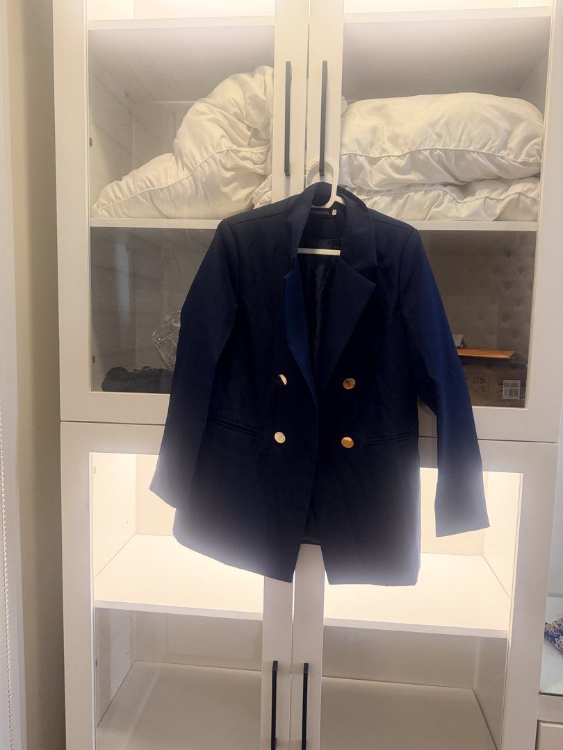 Blue blazer (Category: Coats, Jackets and Outerwear) located in Quezon City. Submitted by destashingmycloset (Listing ID 1468108397, Image 1). Description: .