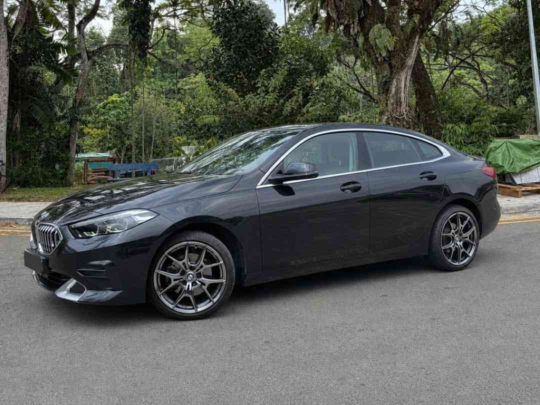 BMW 2 Series 218i Gran Coupe (Category: Used Cars) located in Singapore. Submitted by carousell_certified_partners (Listing ID 1467533028, Image 2). Description: Full agent maintained. Sleek and luxurious BMW 218i gran Coupe! Powerful and responsive, yet ensuring excellent drive and handling. Practical and yet fuel efficient. Extremely well maintained. Flawless condition from interior to exterior. flexible loan available. View to appreciate. Feat