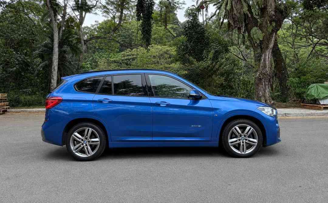 BMW X1 sDrive18i M Sport (A) (Category: Used Cars) located in Singapore. Submitted by carousell_certified_partners (Listing ID 1462867793, Image 2). Description: Rare 1 owner unit! Highest M-Sport Specs! PML records available in iDrive! Very well taken care of and still in pristine condition! Comes with additional Engine & Gearbox warranty till end of COE for extra assurance! The always popular continental SUV with good fuel efficiency and a very