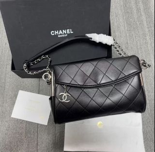 (Category: ) located in . Submitted by shoptillyoudrop_ (Listing ID 1468102422, Image 1). Description: .