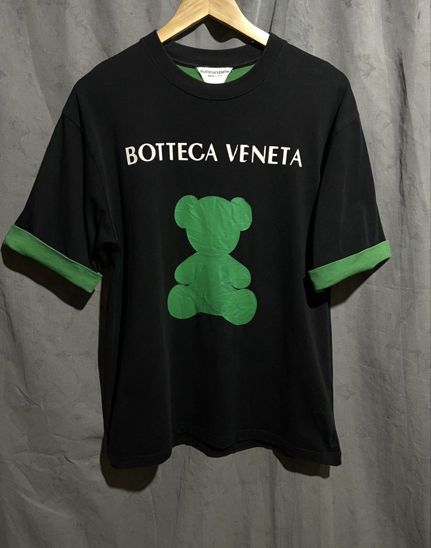 Bottega Veneta Bear Tee (Category: Luxury Apparel) located in Iloilo. Submitted by kaizenfinds7 (Listing ID 1468081496, Image 1). Description: Issue nasa pic Natuklap po ibang print Fits large Wearable pa naman +sf.