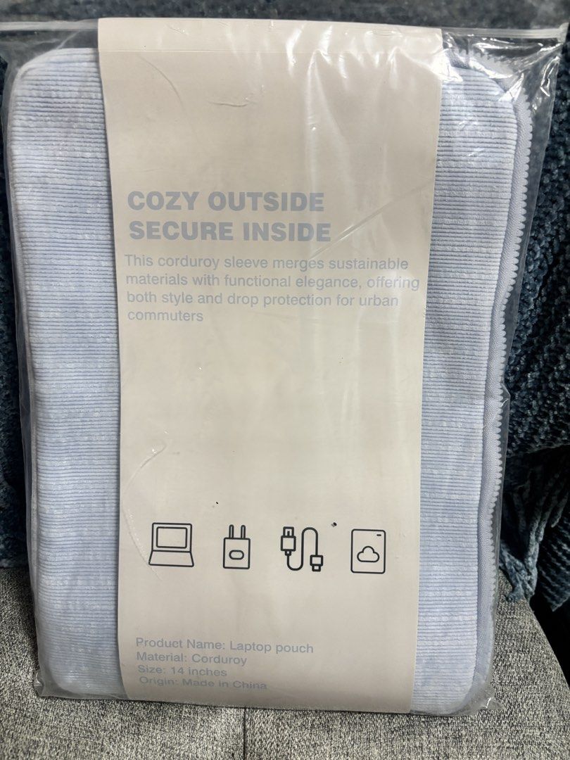 Brand new laptop sleeve/pouch (Category: Laptop Bags & Sleeves) located in Davao. Submitted by hangingclosetdavao (Listing ID 1468203842, Image 2). Description: Brand new 14inches .