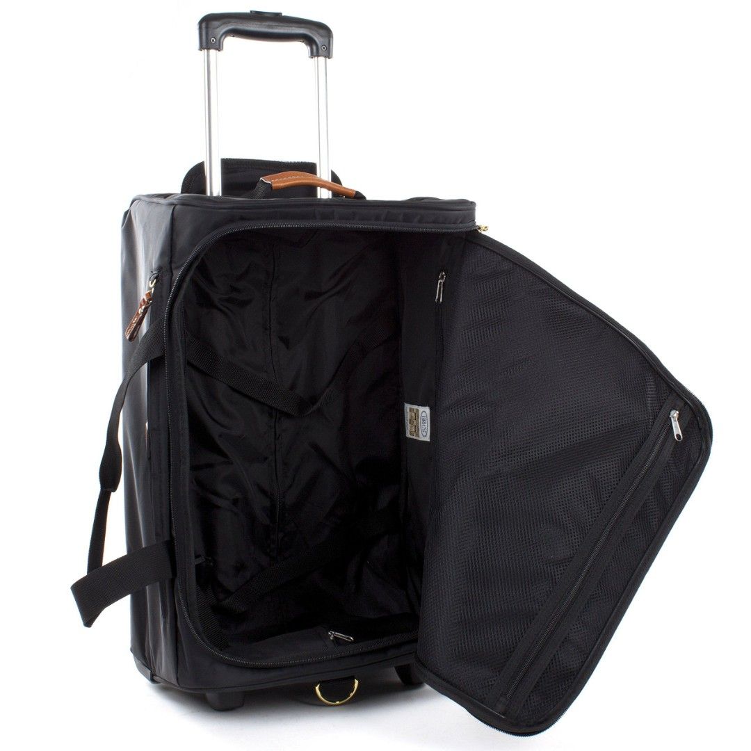 Bric's X-Bag 30" Rolling Shoe Duffle. (Category: Luxury Bags & Wallets) located in Alcantara. Submitted by 2jongthebestseller (Listing ID 1468127797, Image 1). Description: slightly nego for sure buyers.