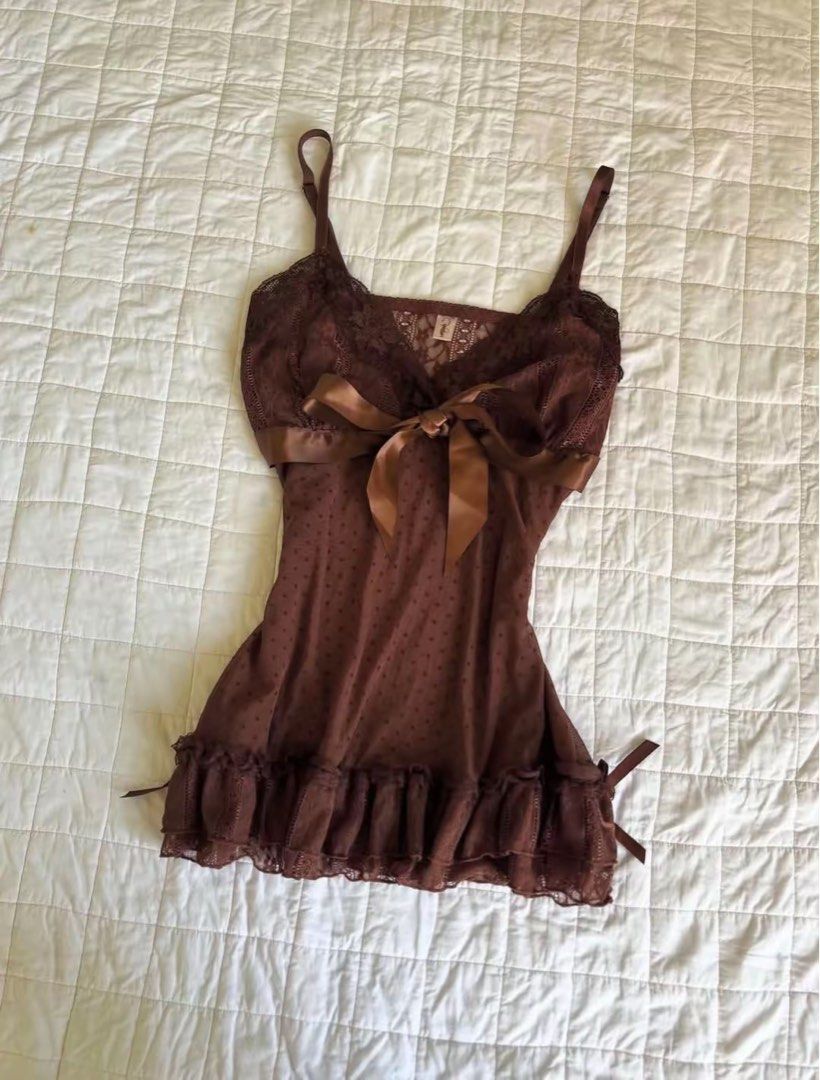 brown cami top (Category: Others Tops) located in Naga. Submitted by aemiisclst (Listing ID 1468078662, Image 2). Description: .