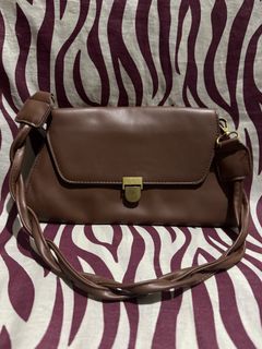 (Category: ) located in . Submitted by justlikenewthriftshop.ph (Listing ID 1468117878, Image 1). Description: .