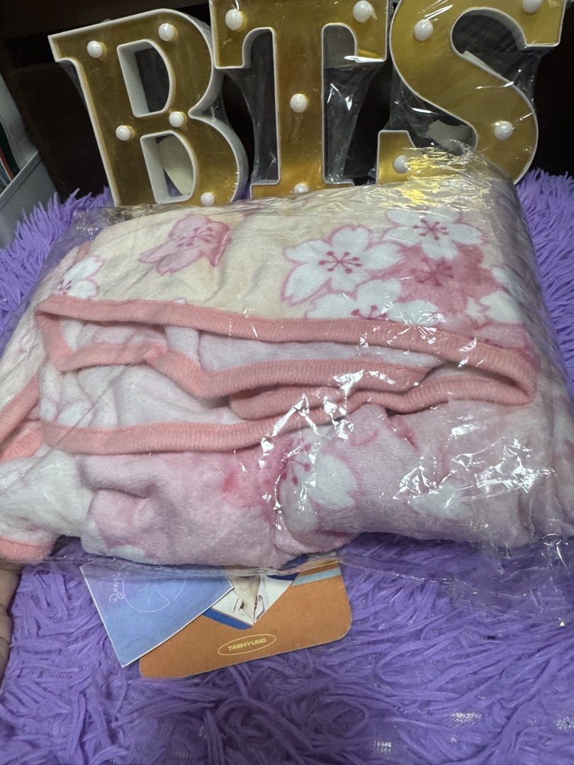 Bt21 tata spring lap blanket (Category: K-Wave Merchandise) located in Pasig City. Submitted by queenv18 (Listing ID 1468122765, Image 3). Description: Onhand items in PH ready to ship merch are directly shipped from korea / taiwan / japan / us 101% legit Brandnew Plus sf.