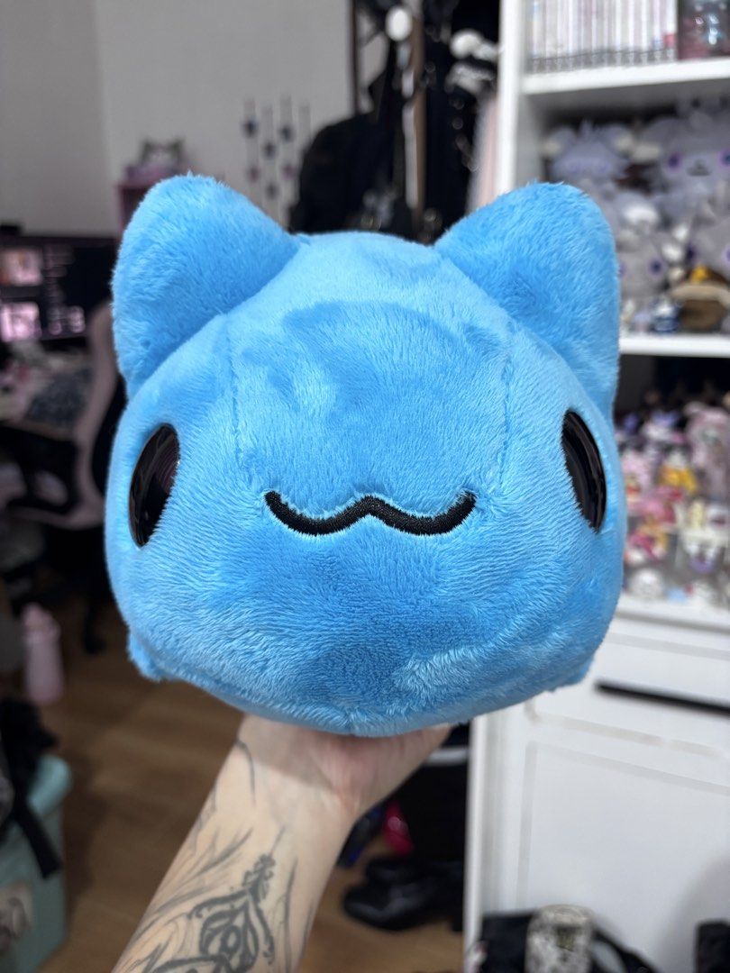 Bugcat Capoo Classic 30cm Plushie (Category: Plushies & Soft Toys) located in Bacolod City. Submitted by kyotori (Listing ID 1468118511, Image 2). Description: feel free to send an offer! size is around 30cm 📍 𝘭𝘰𝘤𝘢𝘵𝘪𝘰𝘯: 𝘣𝘢𝘤𝘰𝘭𝘰𝘥 𝘤𝘪𝘵𝘺 🍡 𝘱𝘢𝘺𝘮𝘦𝘯𝘵: 𝘣𝘥𝘰, 𝘨𝘤𝘢𝘴𝘩, 𝘮𝘢𝘺𝘢 🎁 𝘴𝘩𝘪𝘱𝘱𝘪𝘯𝘨 𝘤𝘰𝘶𝘳𝘪𝘦𝘳: 𝘧𝘭𝘢𝘴𝘩 𝙣𝙤 𝙧𝙪𝙨𝙝 𝙨𝙝𝙞𝙥𝙥𝙞𝙣𝙜, 𝙧𝙚𝙩𝙪𝙧𝙣𝙨, 𝙘𝙖𝙣𝙘𝙚𝙡𝙡𝙖𝙩𝙞𝙤𝙣, 𝙖𝙣𝙙 𝙧𝙚𝙛𝙪𝙣𝙙.