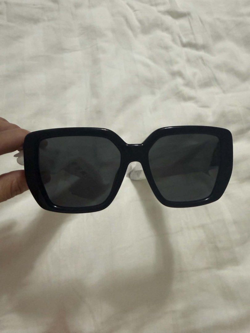 Burberry Black Square Sunglasses with Gold Logo (Category: Sunglasses & Eyewear) located in Makati City. Submitted by abbygi168 (Listing ID 1468072821, Image 1). Description: - Brand: Burberry - Style: Black square frames with dark tinted lenses - Details: Gold lettering and circular horse crest on the arm - Condition: Brand new, never worn, pristine condition - Inclusions: Original white box, case, and paperwork included.
