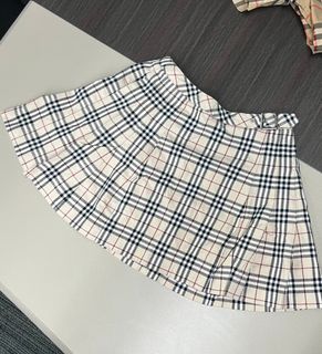 (Category: ) located in . Submitted by kityeom (Listing ID 1468106361, Image 1). Description: .