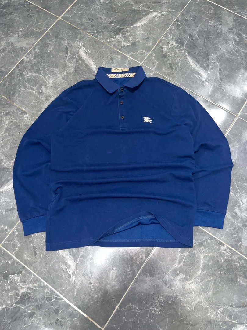 BURBERRY NAVYBLUE LONGSLEEVE (Category: Coats, Jackets and Outerwear) located in Manila. Submitted by psgarchives (Listing ID 1468170913, Image 1). Description: .