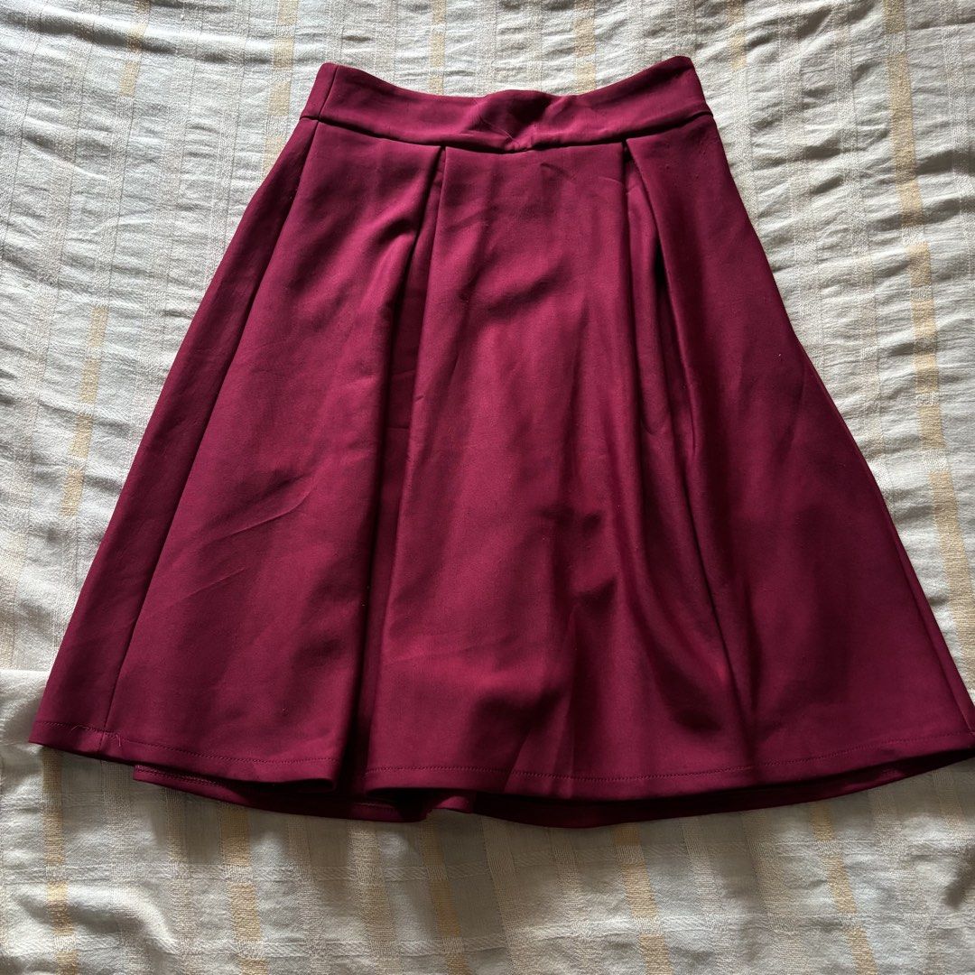 Burgundy Wine Pleated Skirt (Category: Skirts) located in Binan City. Submitted by myprelovedhaul (Listing ID 1468143689, Image 2). Description: .