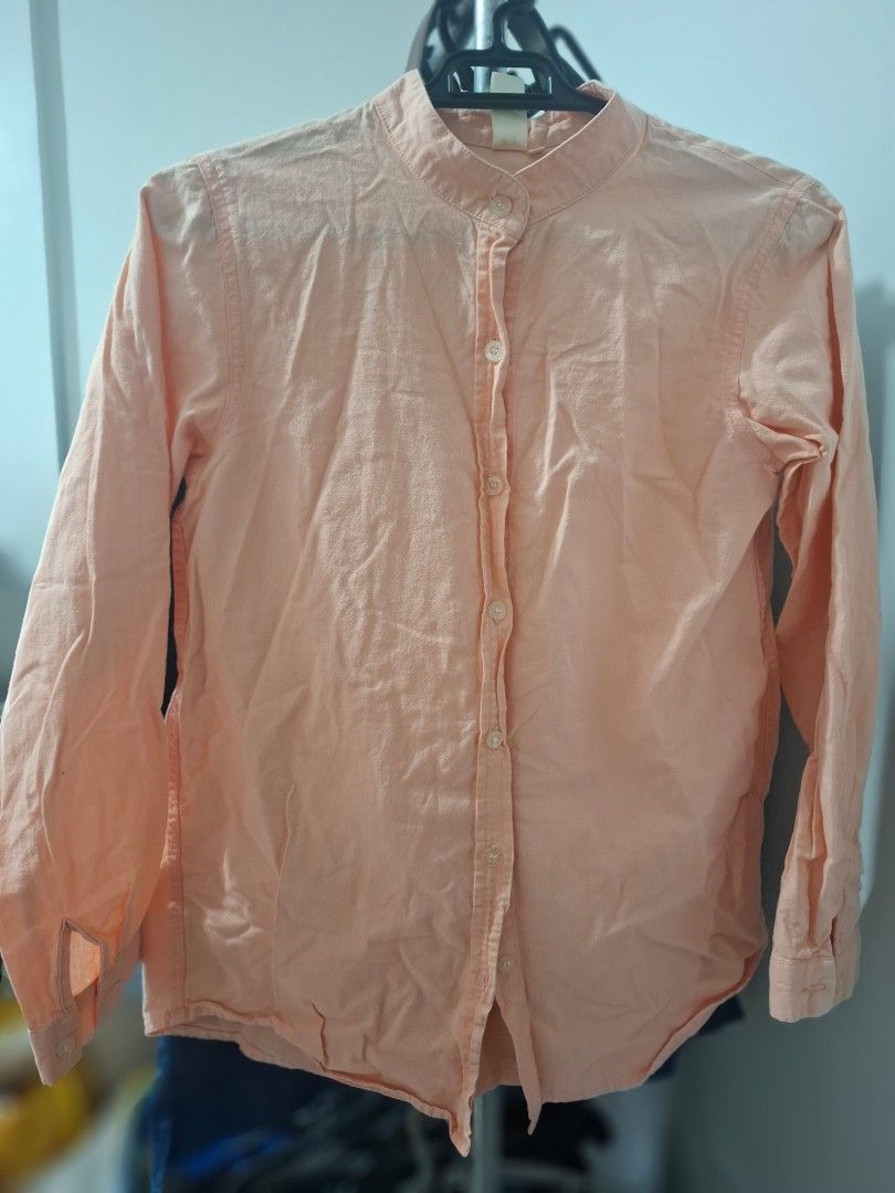 Button Down Blouse (Category: Longsleeves) located in Bulacan. Submitted by ditchandswitch (Listing ID 1468135131, Image 2). Description: Rfs: Decluttering Item is good as new.