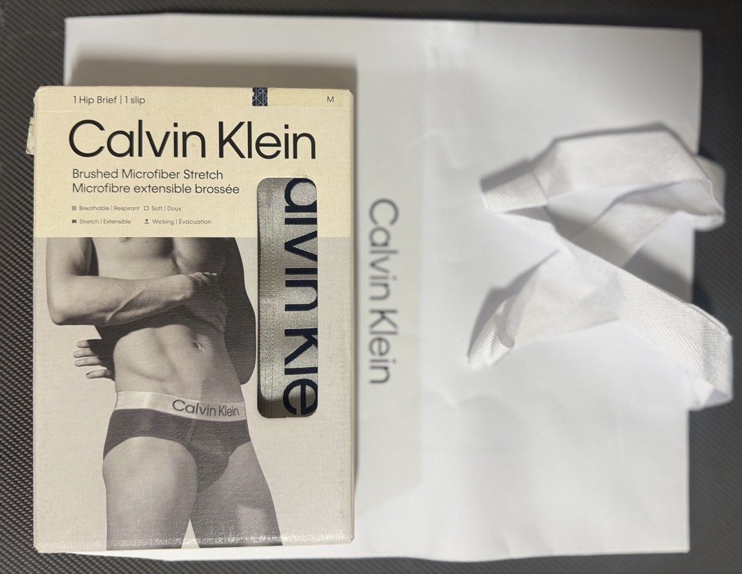Calvin Klein (Category: Underwear) located in Manila. Submitted by liand04522 (Listing ID 1468131263, Image 1). Description: Calvin Klein Hip Brief/ Underwear Brand New Medium Php 2k Meet-up @ Vista Mall Taguig.