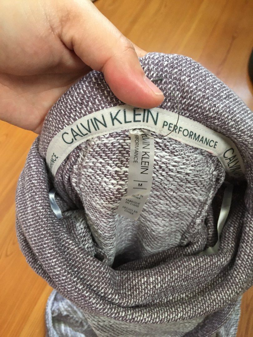 Calvin klein performance (Category: Activewear) located in San Juan City. Submitted by sashoppeepipi (Listing ID 1468070347, Image 3). Description: .