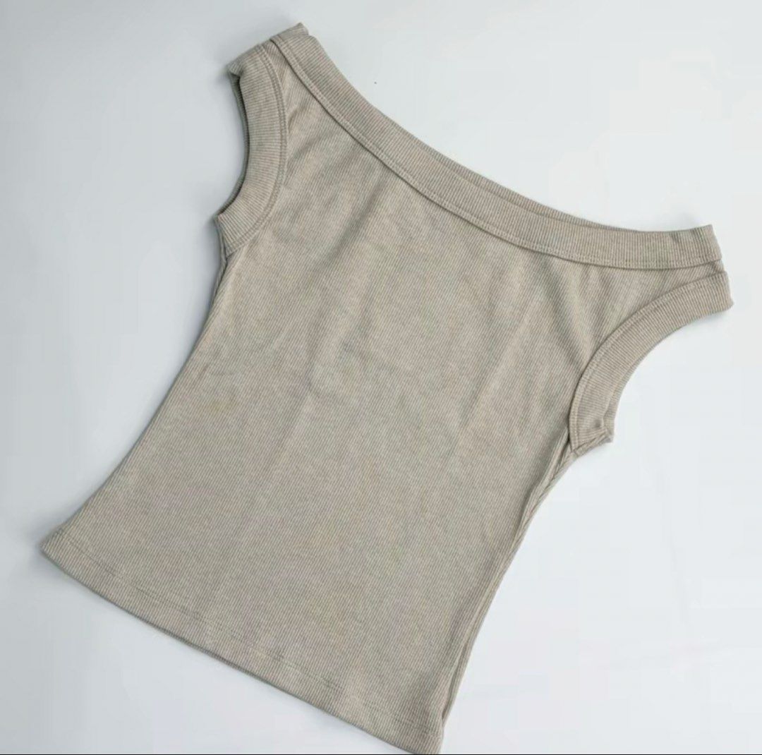 Candy Linen Tank Top - Small (Category: Sleeveless) located in Quezon City. Submitted by misserika (Listing ID 1468068555, Image 1). Description: - Brand: Candy - Size: Small - Color: Linen - Material: Soft, stretchy ribbed fabric - Condition: New - RFS: Color is unflattering on me 😅.